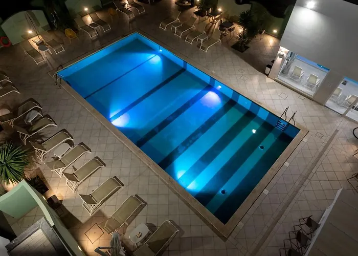 Nero D\'Avorio Aparthotel & Spa